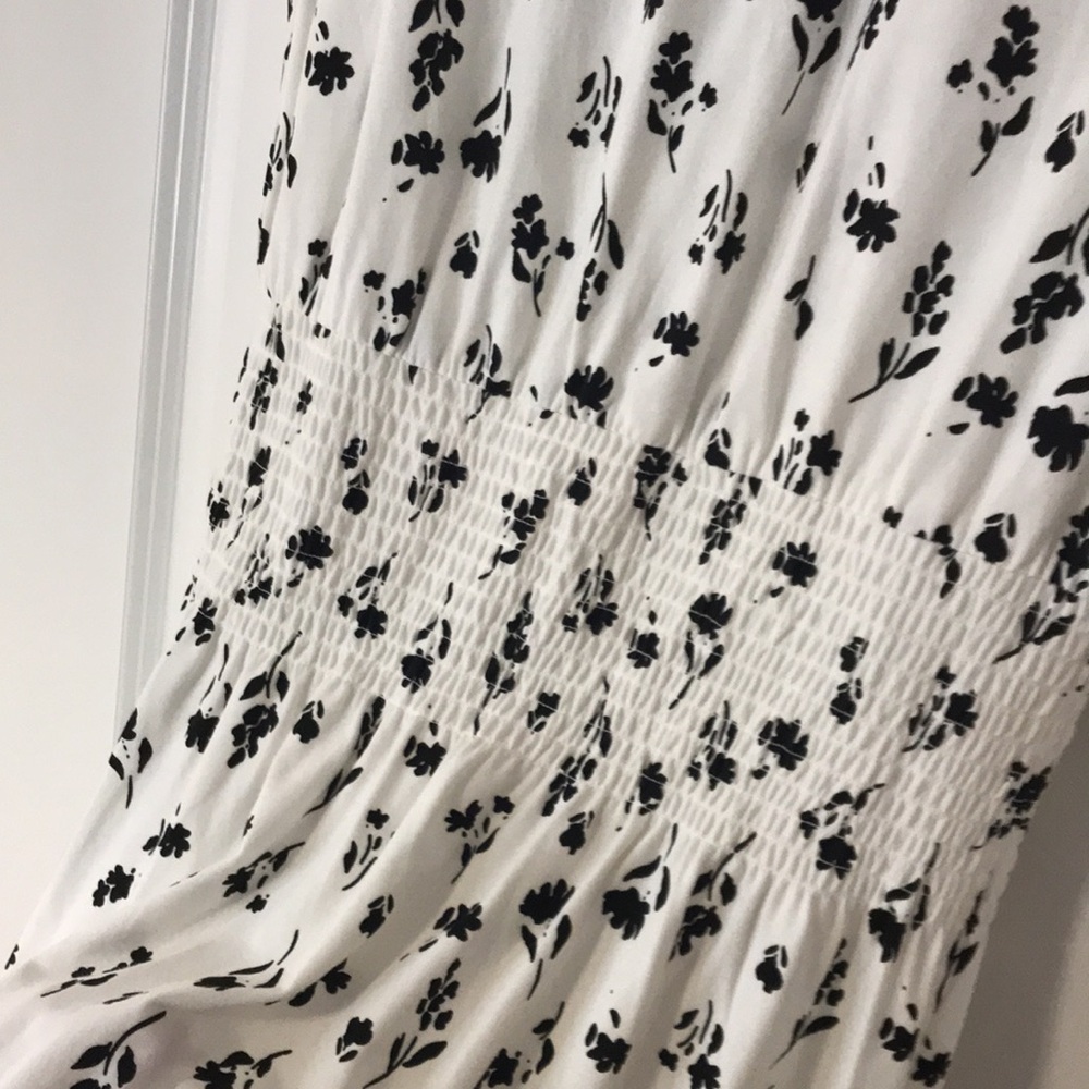 Parker Dress - Picture 3 of 6